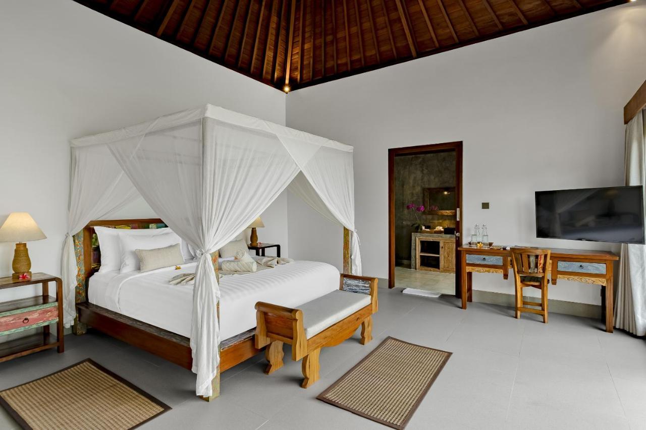 Suarga Loka Ubud Villa Экстерьер фото
