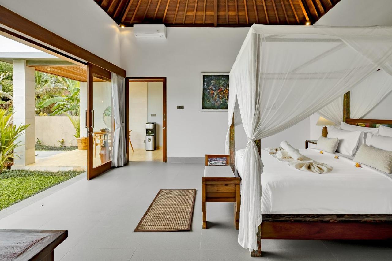 Suarga Loka Ubud Villa Экстерьер фото