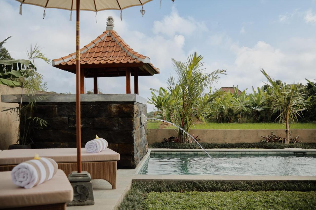 Suarga Loka Ubud Villa Экстерьер фото