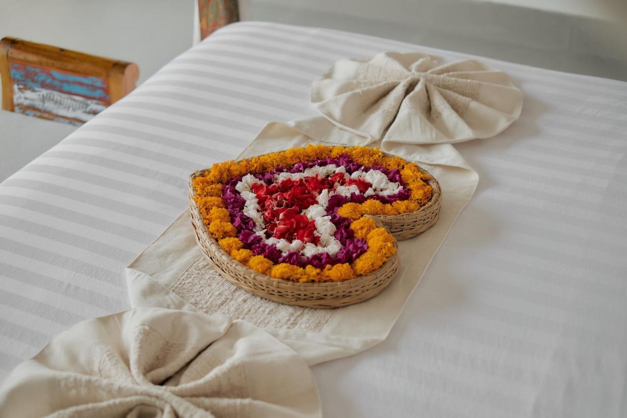 Suarga Loka Ubud Villa Экстерьер фото