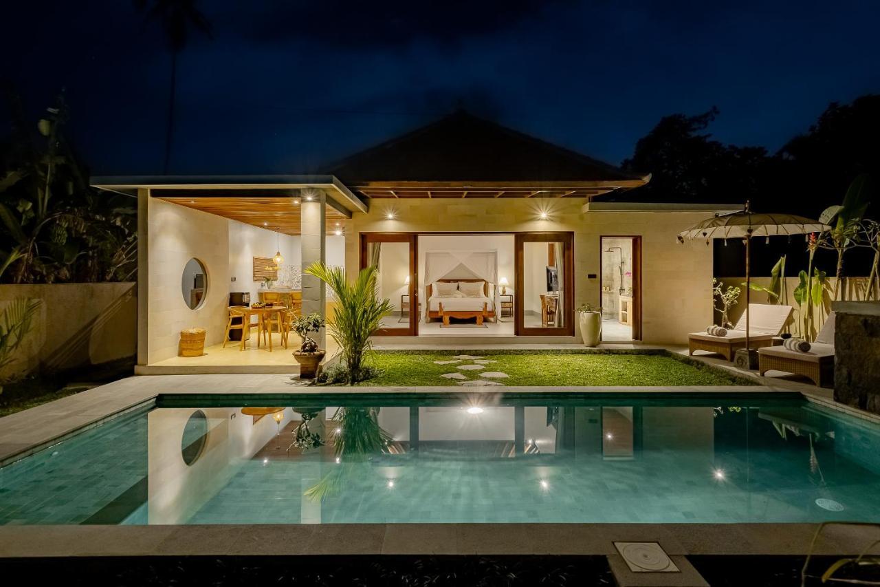 Suarga Loka Ubud Villa Экстерьер фото