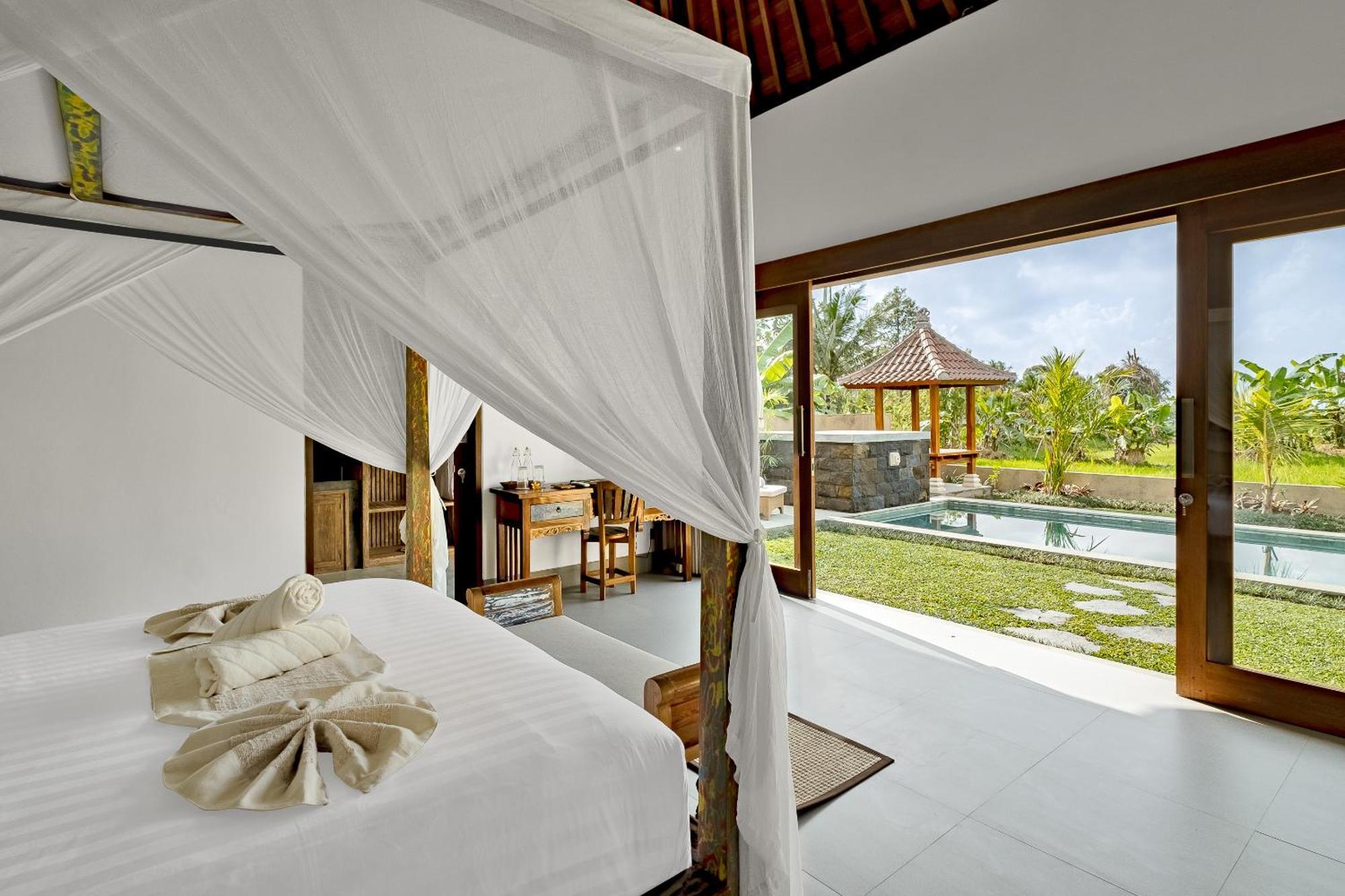Suarga Loka Ubud Villa Экстерьер фото