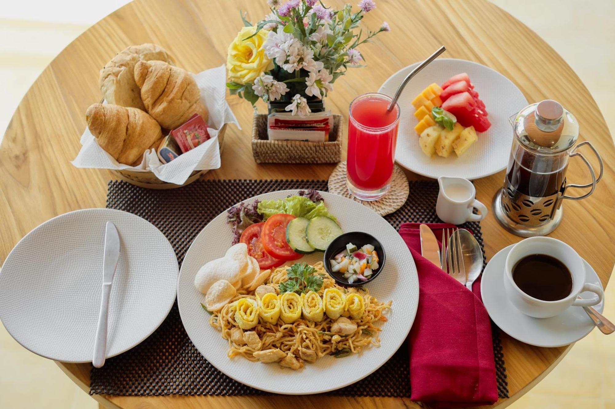 Suarga Loka Ubud Villa Экстерьер фото